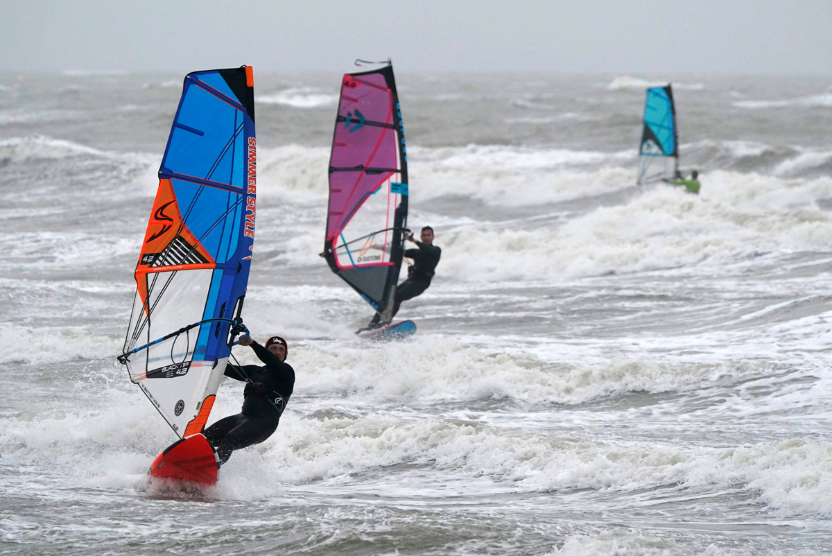 Windsurfing in Storm Eunice 2022 licensed by alamy.com